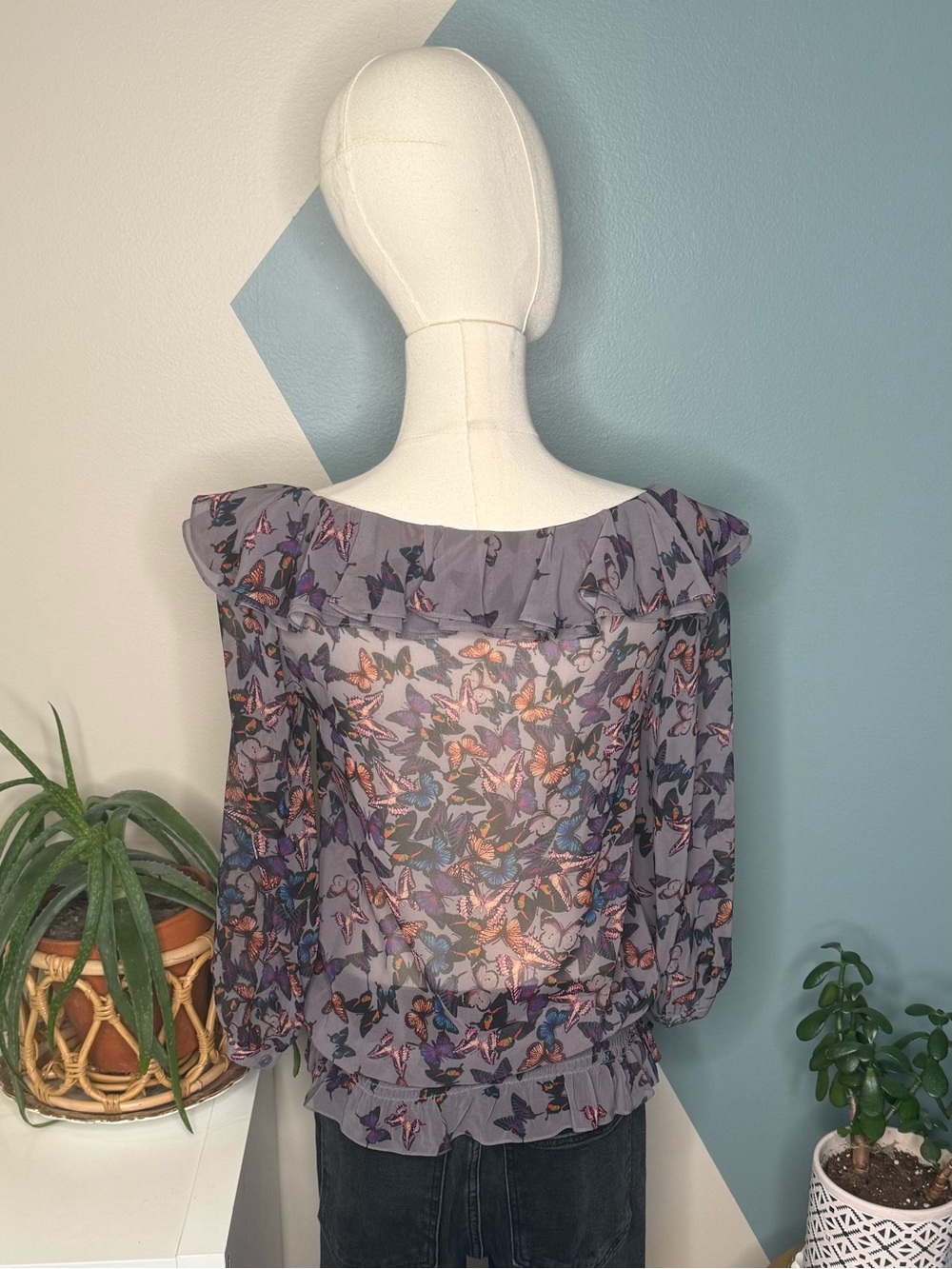 Ted Baker Butterfly Ruffle Chiffon Smocked Blouse Whimsical Balletcore Size 1 - Picture 5 of 12